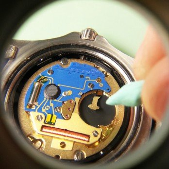 How to Spot and Fix a Watch Battery Leak | Great British Watch Company
