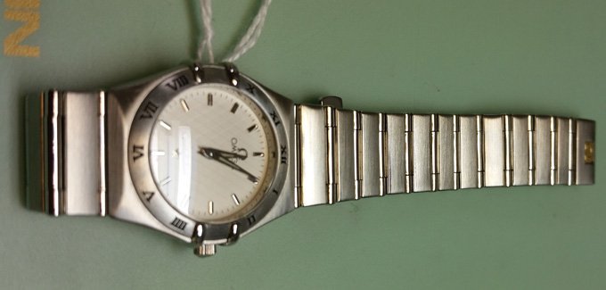 How to polish a watch crystal, case and bracelet?